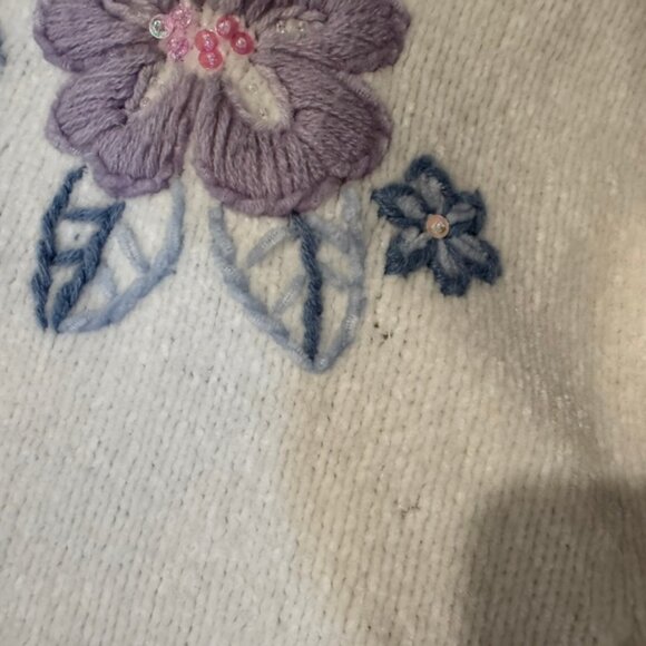 Alfred Dunner Chenille Sweater | Size XL | Embroidered Floral | Grandmacore Vtg - Picture 5 of 7